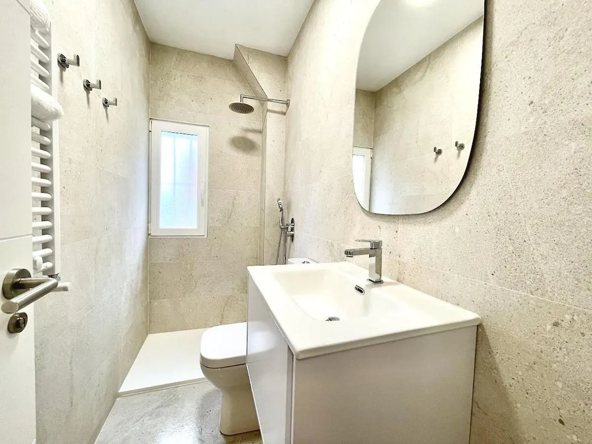 Notel Club - Elegante Apartamento Urbano Santander 0*,