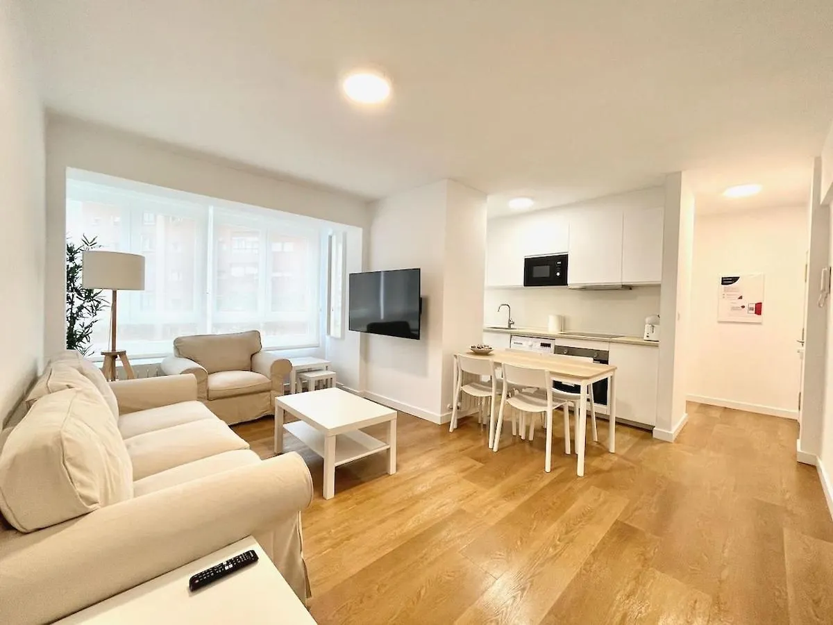 Notel Club - Elegante Apartamento Urbano Santander